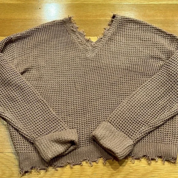 Moon & Madison XS cropped sweater great condition - Picture 2 of 4